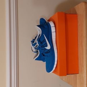 Nike Free 4.0 V3, Mens 11, Blue